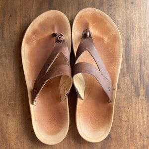 Olukai leather flip flops